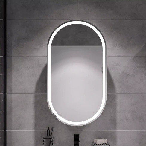 Зеркало-шкаф STWORKI Мальмё МВК074 45, с подсветкой, белый, прямоугольный, навесной, овальный, в стиле лофт Stworki