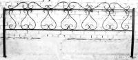 Ритуальная кованая оградка на кладбище №56